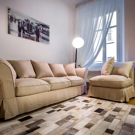 La Maison Apartment Lake Como