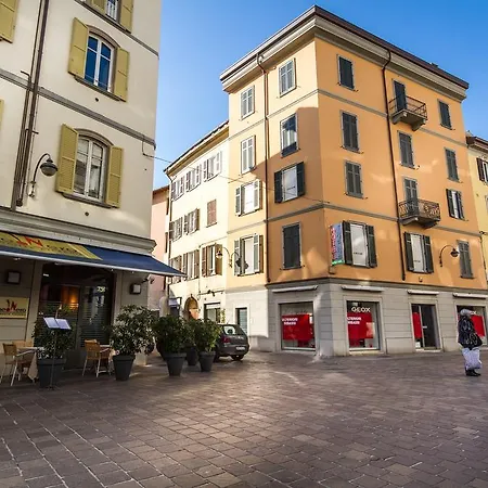 La Maison Lake Como